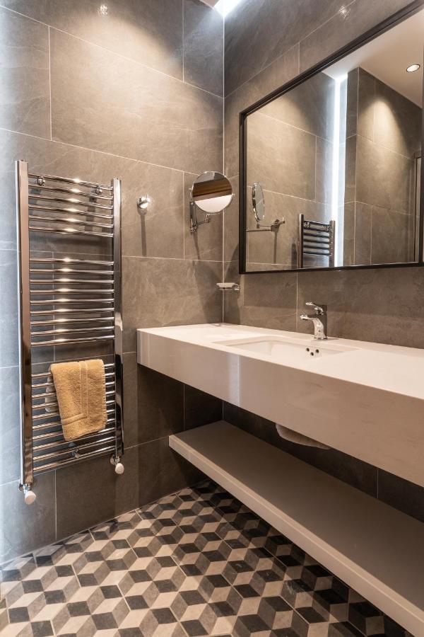 Lydia Suites And Rooms 리토코론 외부 사진